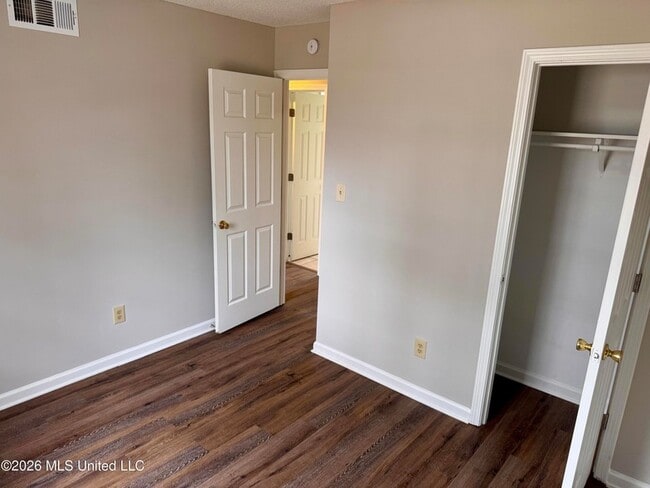 Building Photo - 1767 Northfield Dr