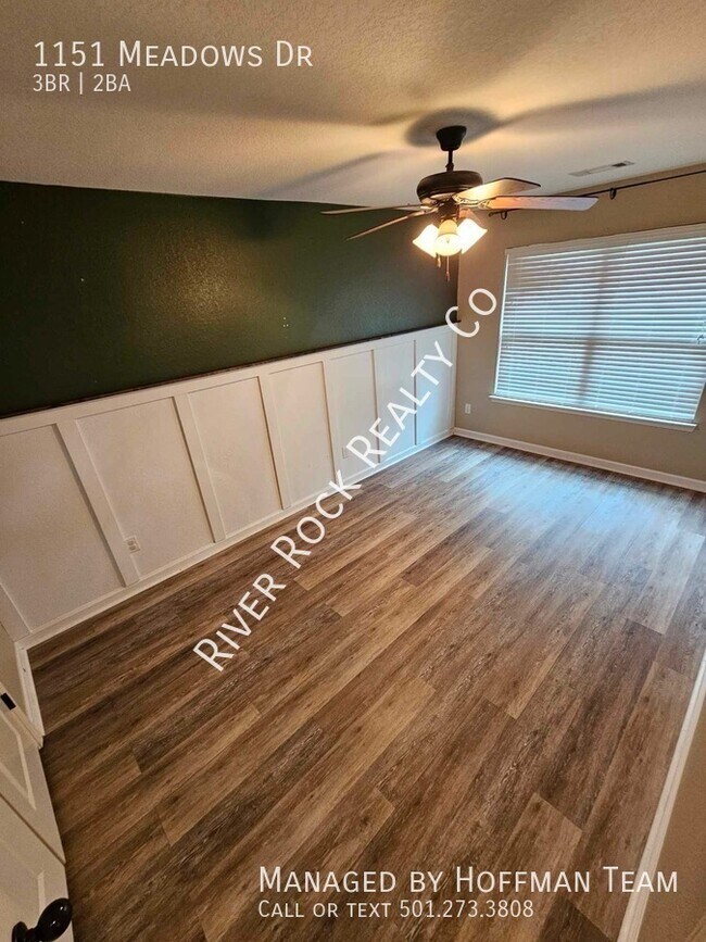Foto del edificio - 1151 Meadows Drive