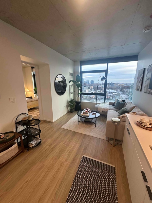 Photo - 1227 W Fulton St Apartment