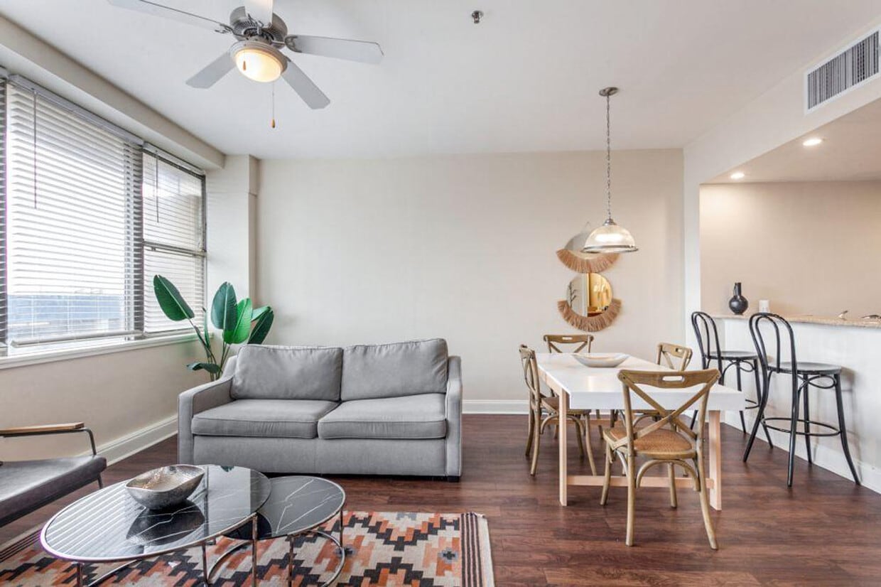 Foto principal - 925 Common St