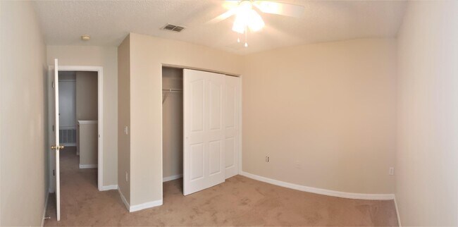 Building Photo - 142 Rona Ln