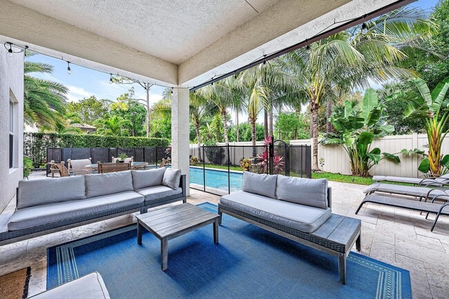 Building Photo - 7075 Limestone Cay Rd