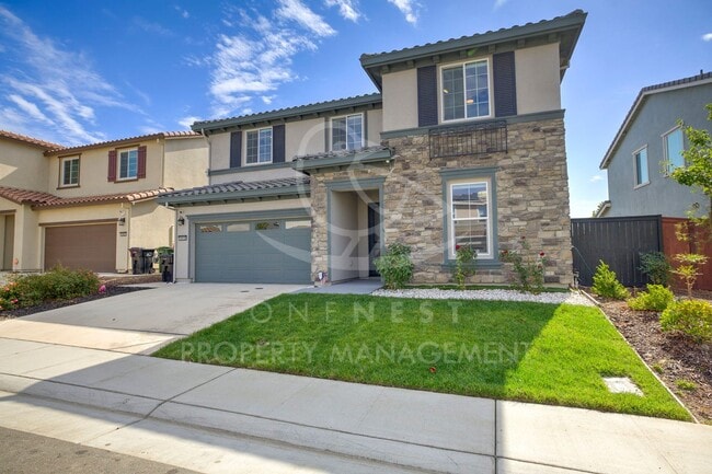 Building Photo - Stunning Modern Living in Twelve Bridges V...