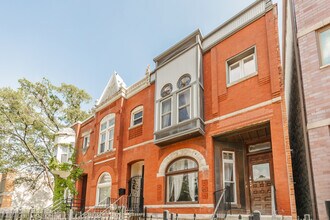 Building Photo - 425 E 41st St