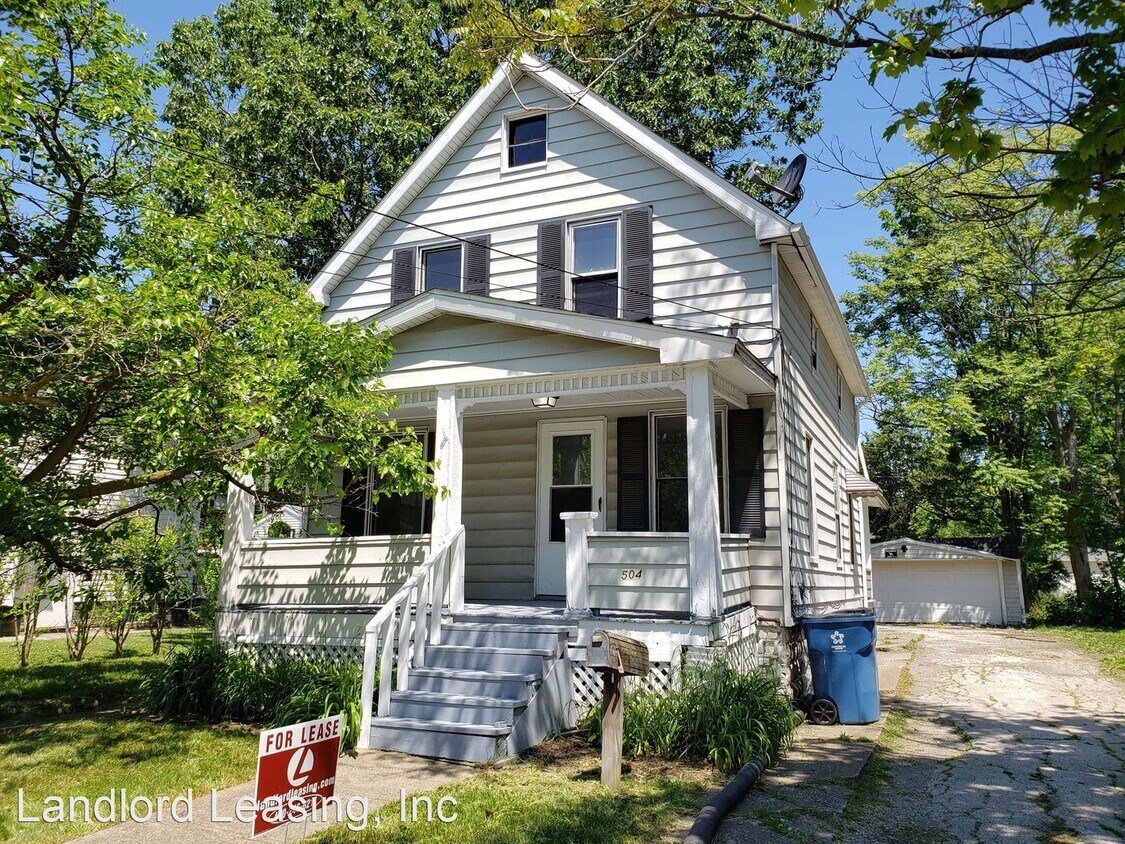 Primary Photo - 4 br, 1 bath House - 504 W. 25th Street