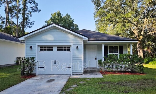 Building Photo - 7458 Oriole St