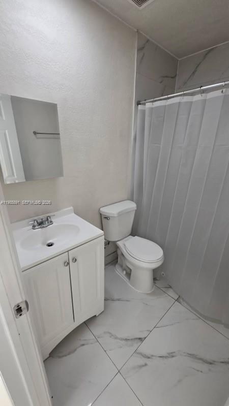 Foto del edificio - 208 Avondale Dr