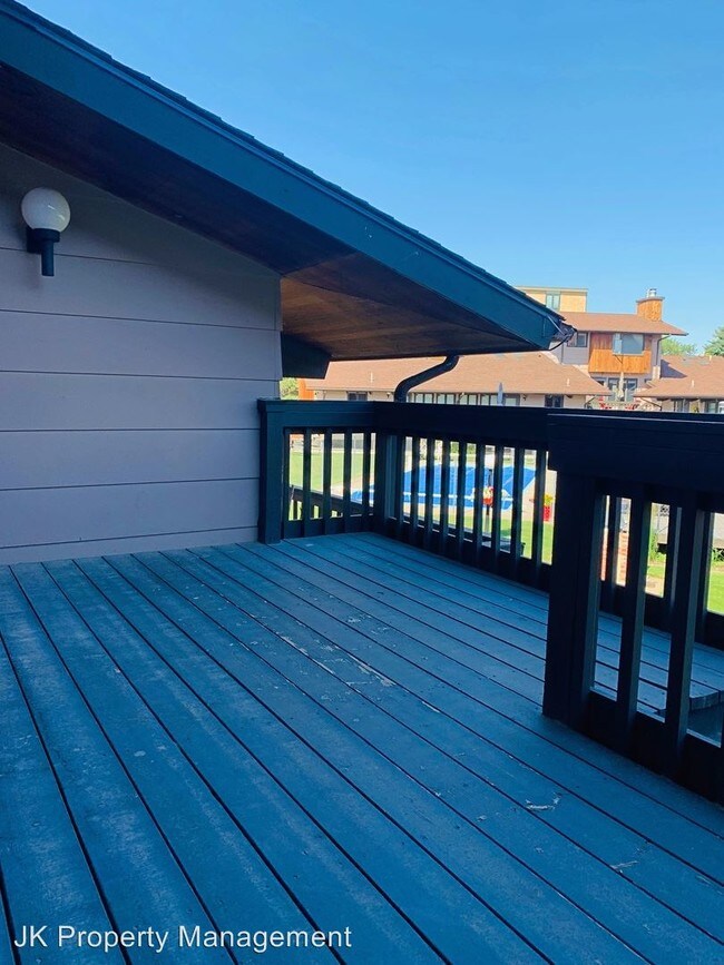 Foto del edificio - 1705 Alder Dr