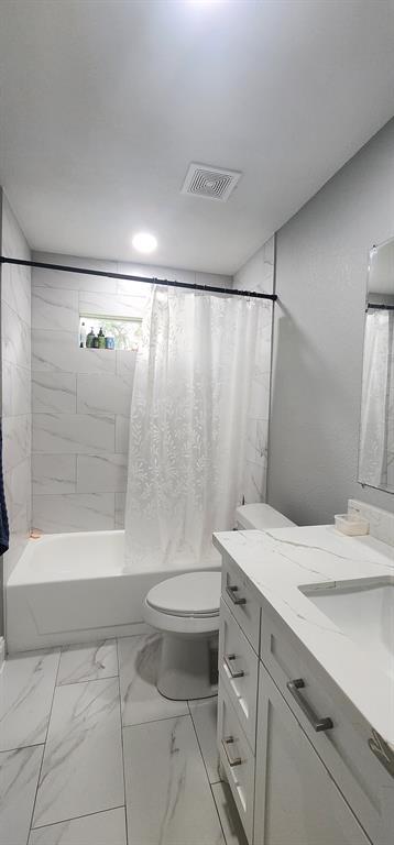 Building Photo - 9406 Chesterfield Dr