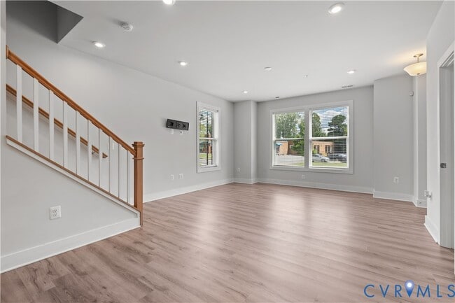 Building Photo - 2652 Lassen Pl