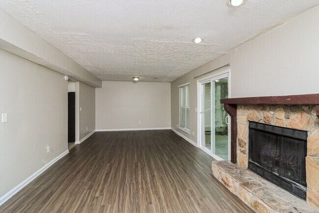 Foto del edificio - 789 Heritage Oaks Dr