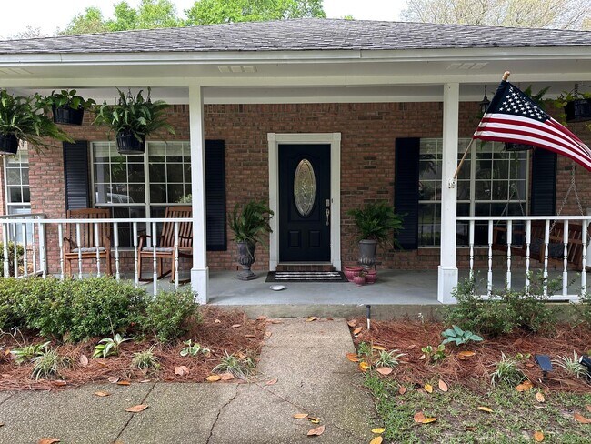 Foto del edificio - 1670 Parkside Cir