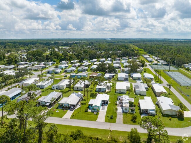 Overhead context view of a mobile home community in Prairie Pines Preserve.