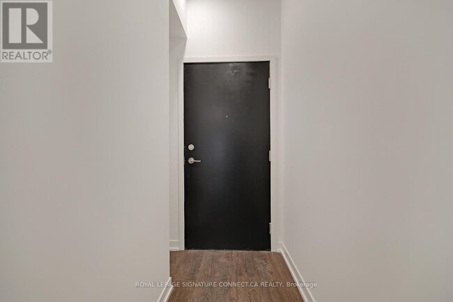 Building Photo - 519-1808 ST CLAIR Ave