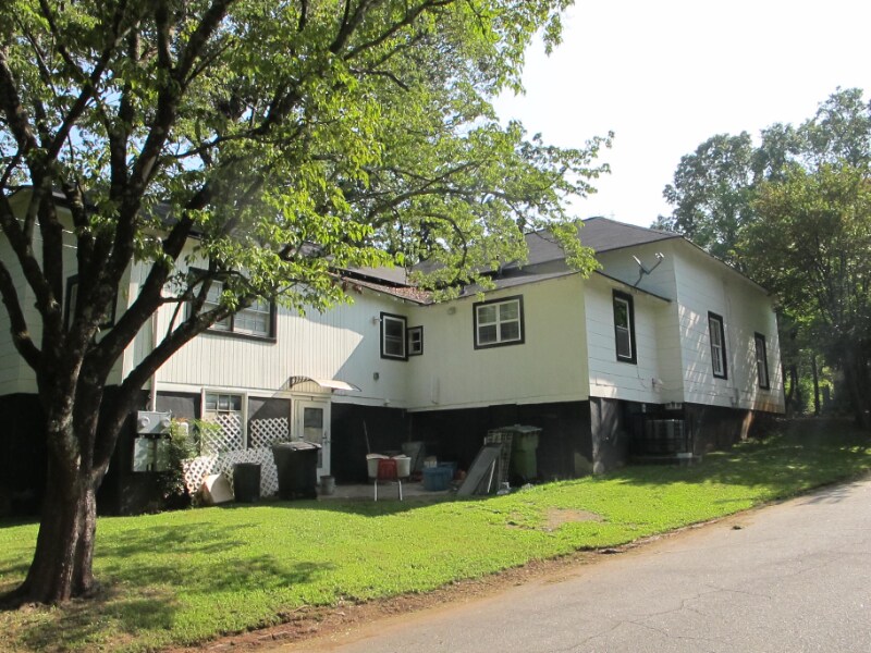 Foto del edificio - 1915 Browns Mill Rd SE