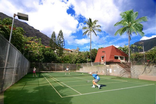 Tennis Court - 84-754 Ala Mahiku St