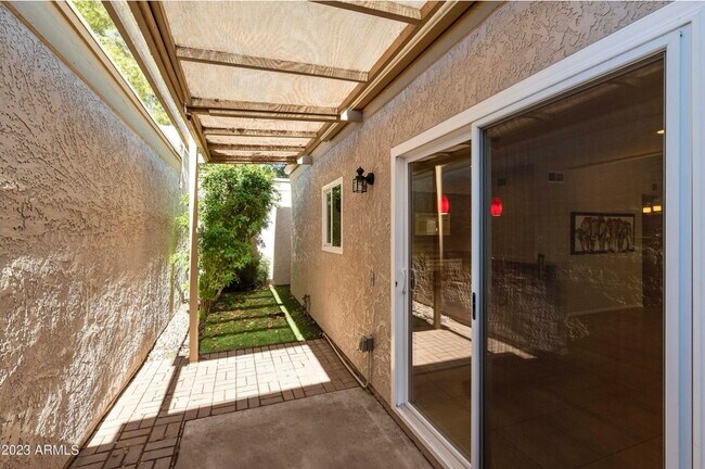Building Photo - 6270 N 78th St