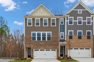 Building Photo - 1040 Bandon Dr