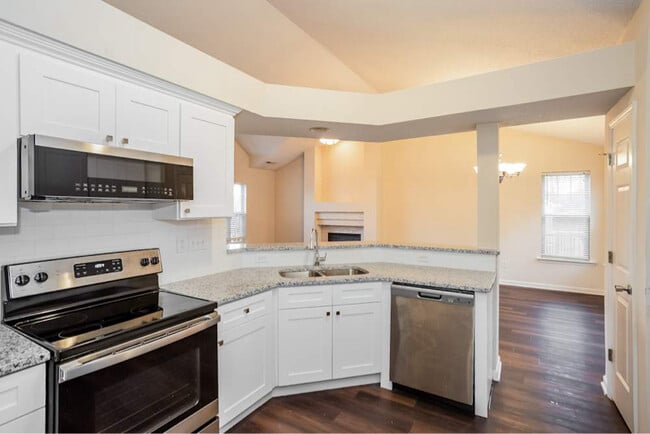 Foto del edificio - 5744 Heron Point Pl SW