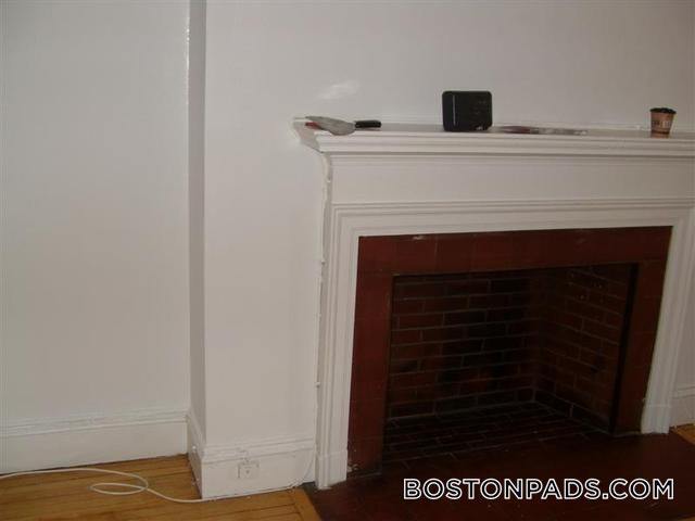 Foto del edificio - 91 Westland Ave