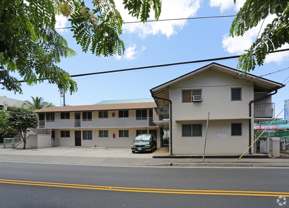 Building Photo - 1313 Rycroft St