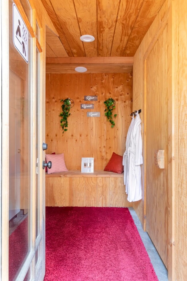 Sauna is all yours - 842 Tahoe Keys Blvd