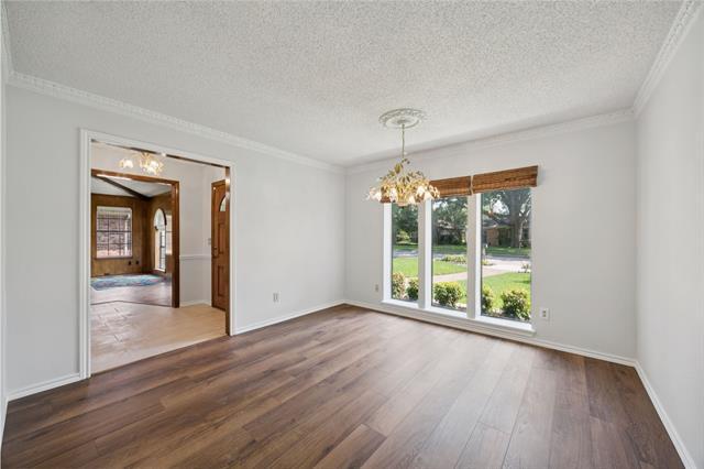 Building Photo - 3305 Canterbury Dr