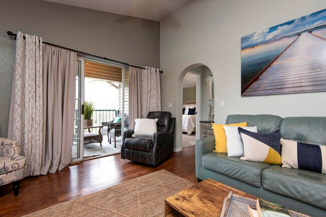 Building Photo - 175 W Rockford Dr