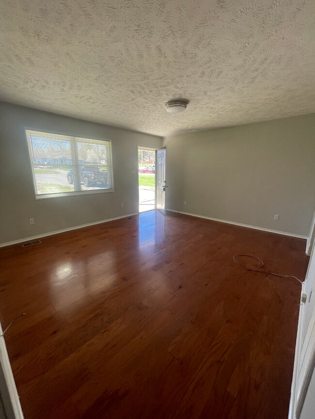 Building Photo - Cozy Townhome located in West Knox