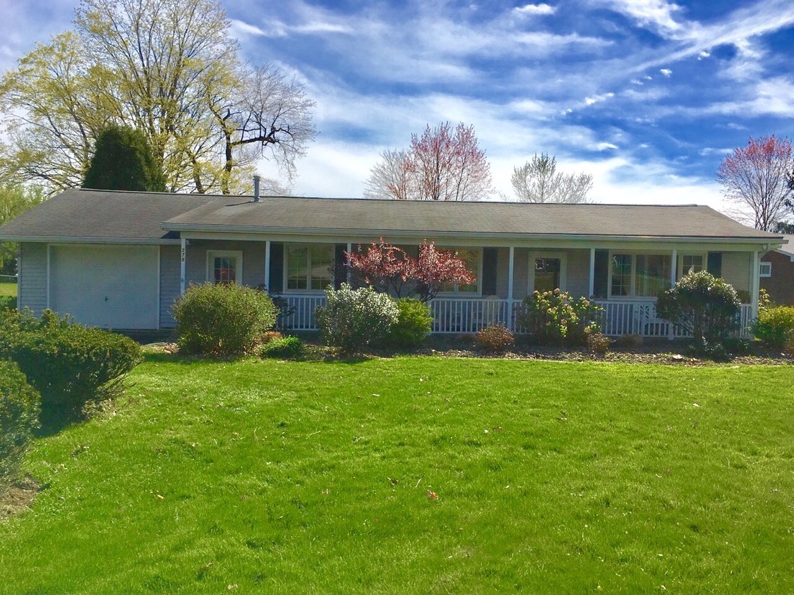 Primary Photo - 278 Latonka Dr