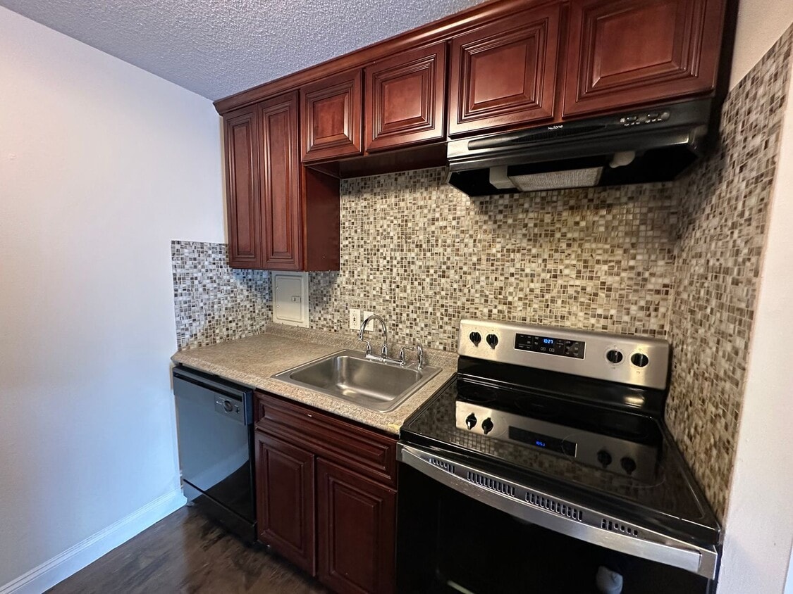 Large Studio - Balcony - Pool - Close to T - Large Studio - Balcony - Pool - Close to T