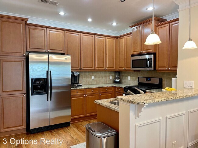 Foto del edificio - 3779 Ashford Creek Ave NE