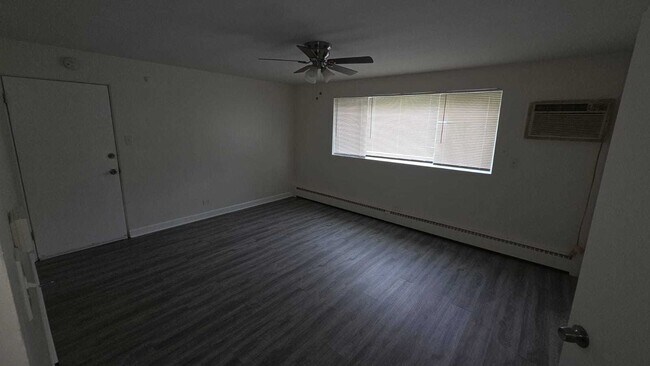 Foto del edificio - 14605 Des Plaines St