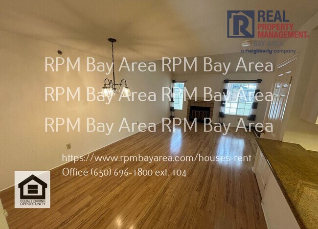 Building Photo - Bright and Airy 2BD 2.5 BTH Townhouse in D...