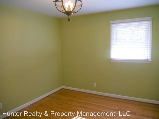 Building Photo - 2743 Wildwood Ct