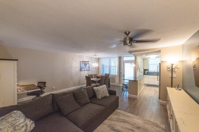 Foto del edificio - 109 Paradise Harbour Blvd