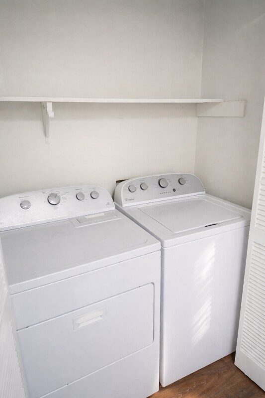 Foto del edificio - 5208 Windwood Ct