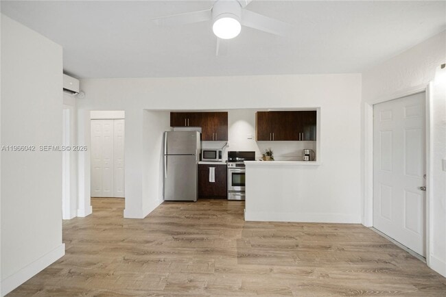 Building Photo - 570 NE 69th St