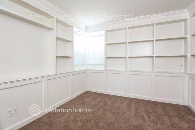Building Photo - 1154 W 132nd Pl