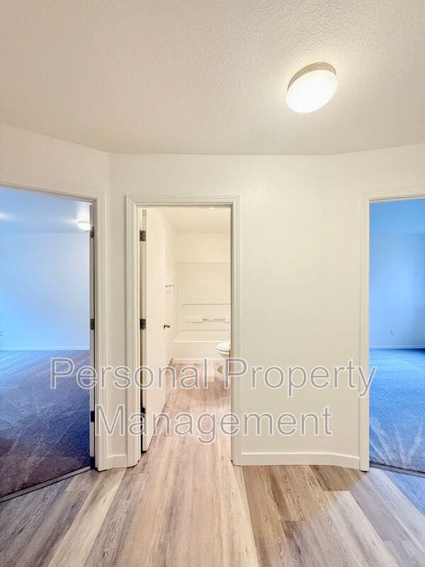 Foto del edificio - 3412 NE 66th Ave