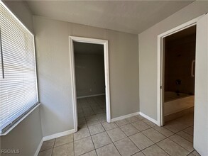 Building Photo - 2210 Cantor Ln