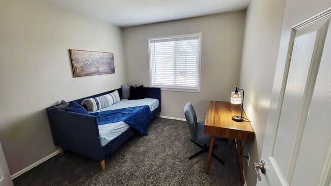 Building Photo - Berkley Commons