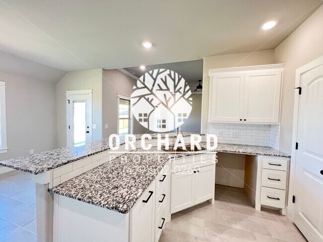 Building Photo - Single-Family Home- Stunning Wellington Plan