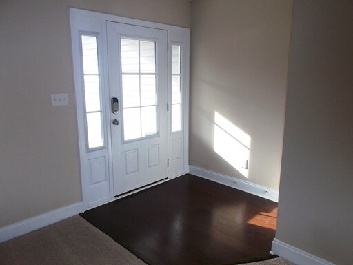 Building Photo - 216 Maidstone Dr