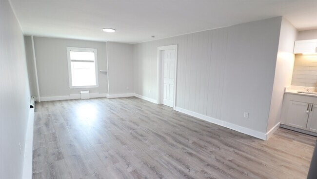 Building Photo - 7 High St