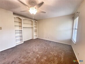 Building Photo - 1438 Plumeria St