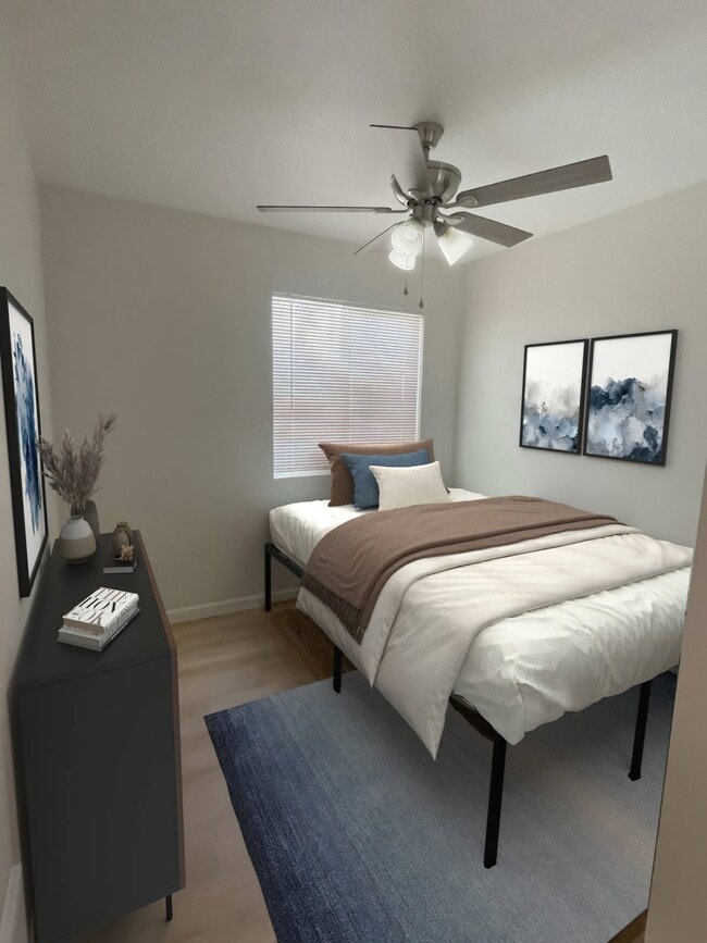 Building Photo - 1354 W 36th Pl