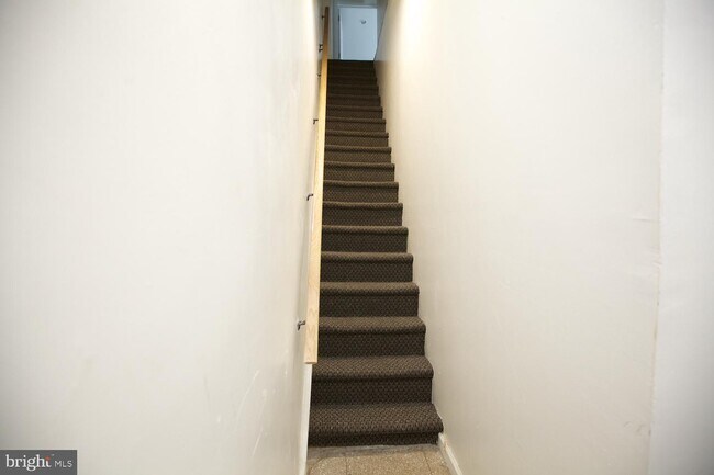 Foto del edificio - 33 S 19th St