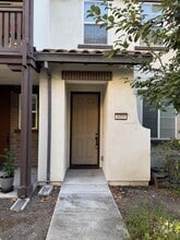 Building Photo - 1055 Chamomile Walkway