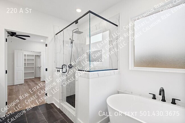 Foto del edificio - 220 A St